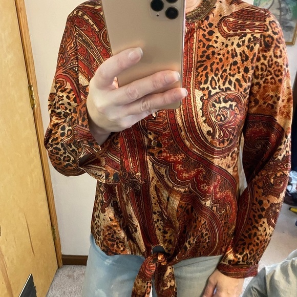 Chicos Fall Tone Paisley Sequin Collar Tie Front Satin Blouse - Picture 9 of 12